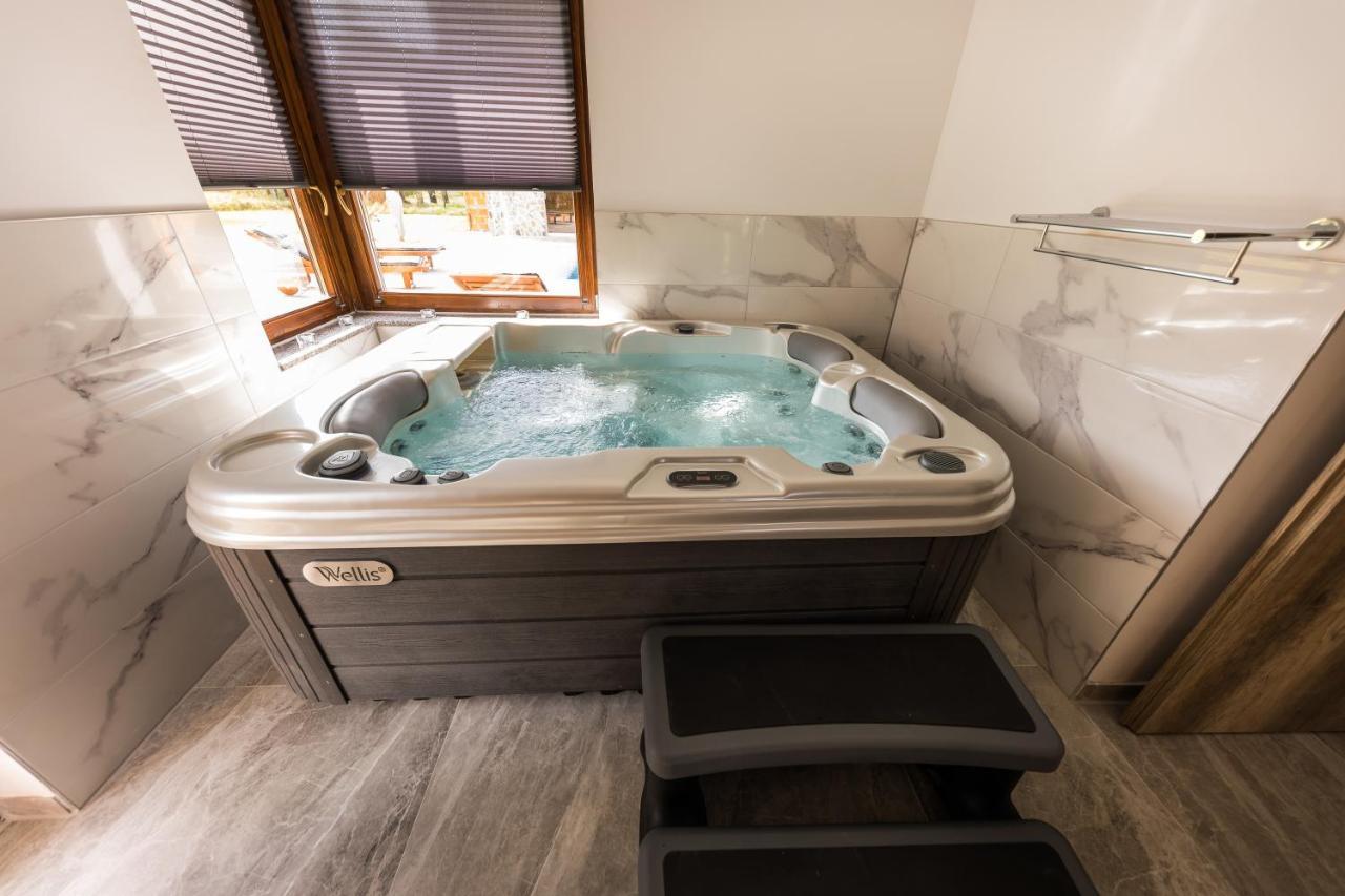 Senjska Villa Josipdol Luaran gambar